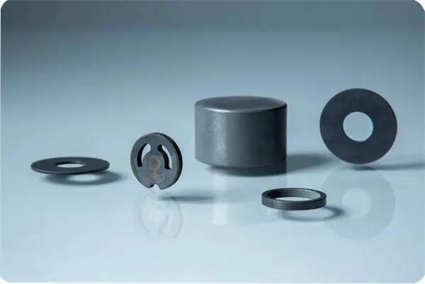 Silicon nitride ceramic